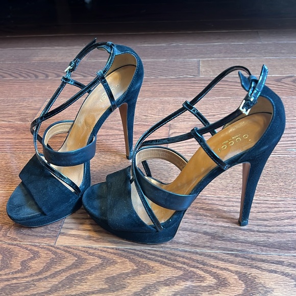 Gucci Black Suede Criss Cross Strappy Platform Sandal Pumps - Picture 3 of 6